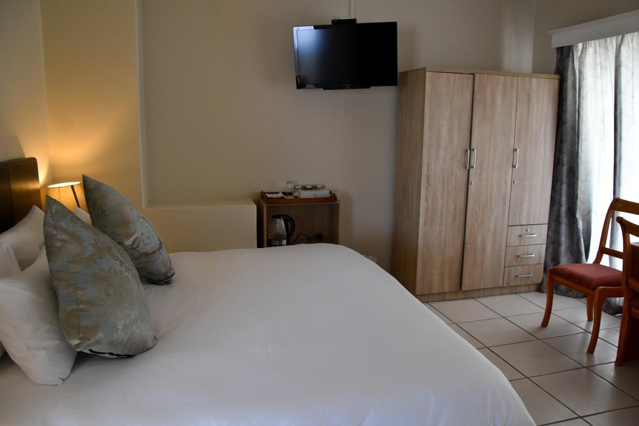 34Onlincoln Guesthouse Bellville Εξωτερικό φωτογραφία